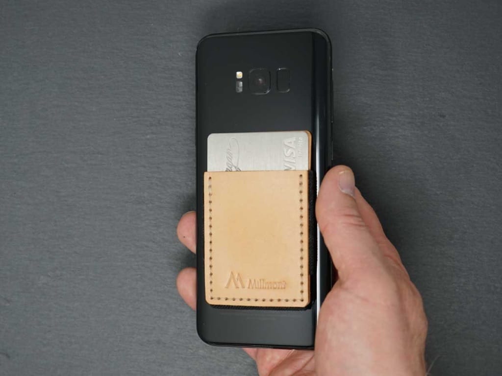 PHONE Relaxed Wallets