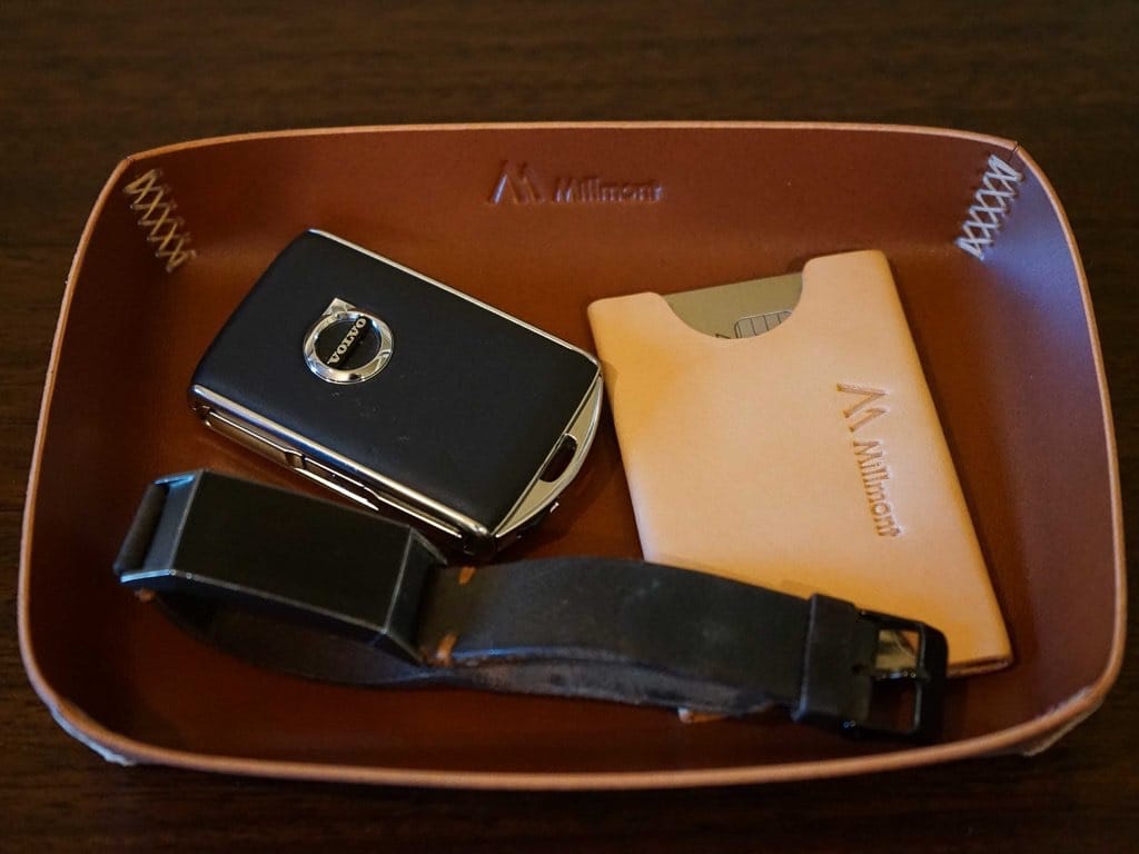CATCH Valet Tray <br> Relaxed Collection<br>Chestnut