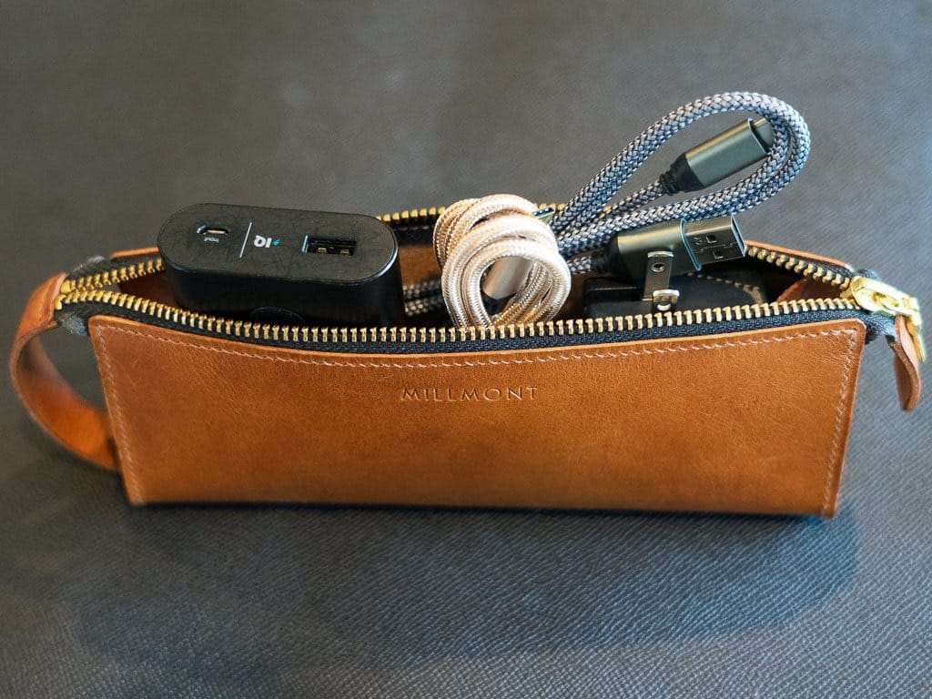 ACCESSORY Case<br> Relaxed Collection<br>Whiskey