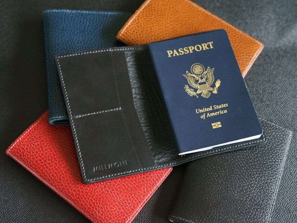 PASSPORT Cover &lt;br&gt; Relaxed Collection&lt;br&gt;Black Pebble
